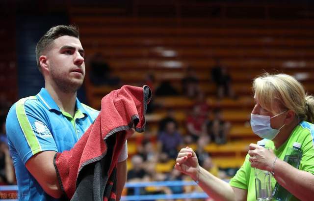 还以其出色 还以其出色