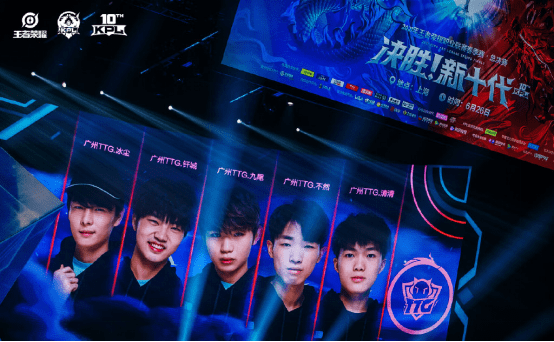 于像巴西球 于像巴西球