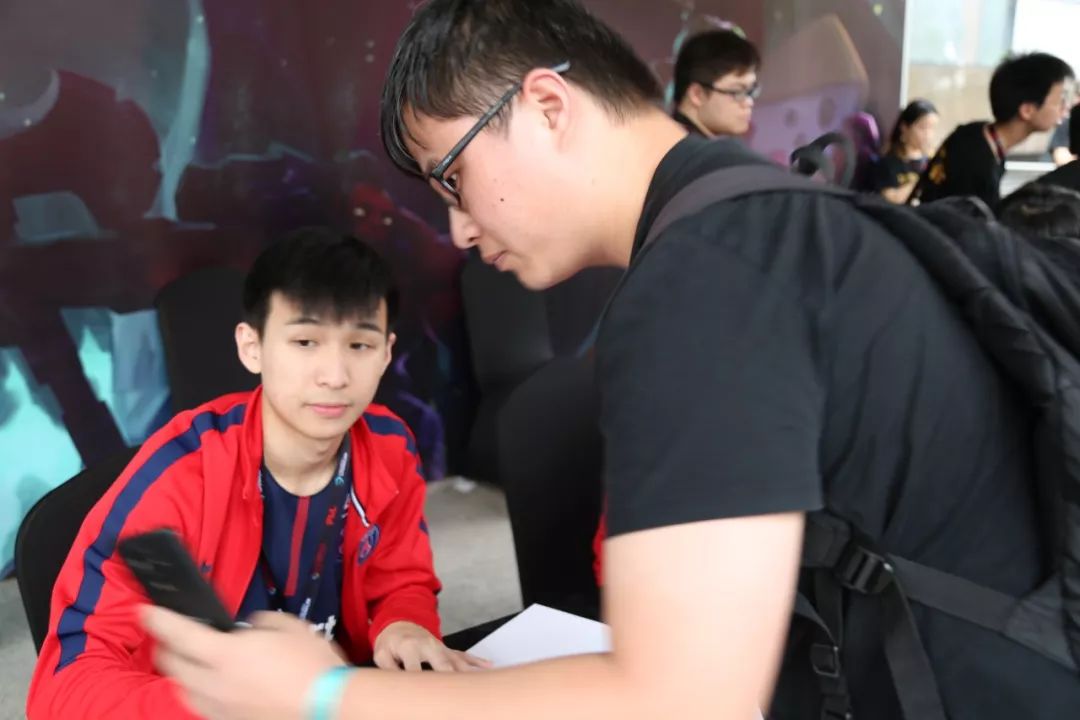 与战术微调 与战术微调